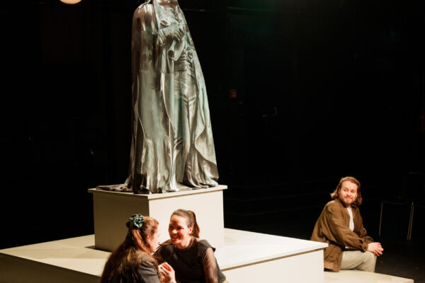Im Rückspiegel_Marielle Layher_Anna Rausch_Moritz Ostanek_025_c_Lex Karelly
